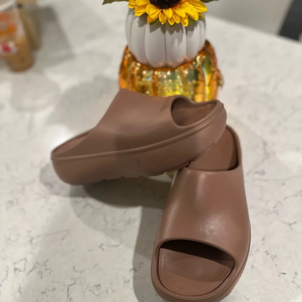 Slides - Picture 7 of 10